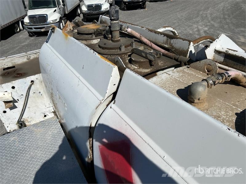International 4300 Tanker trucks