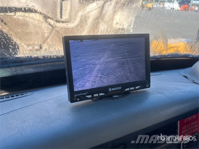 International 4300 Fejebiler