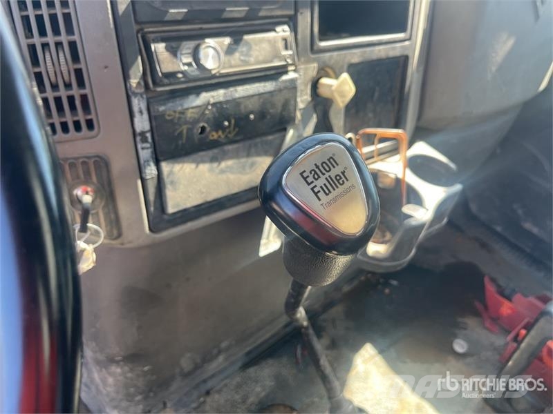 International 4300 صهاريج مياه