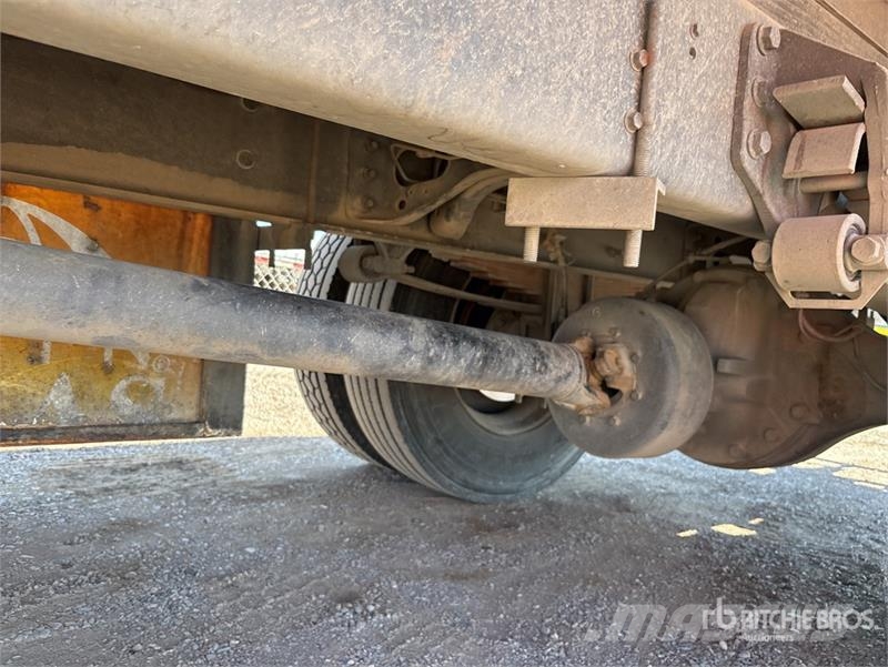 International 4300 Грузовики-Фургоны