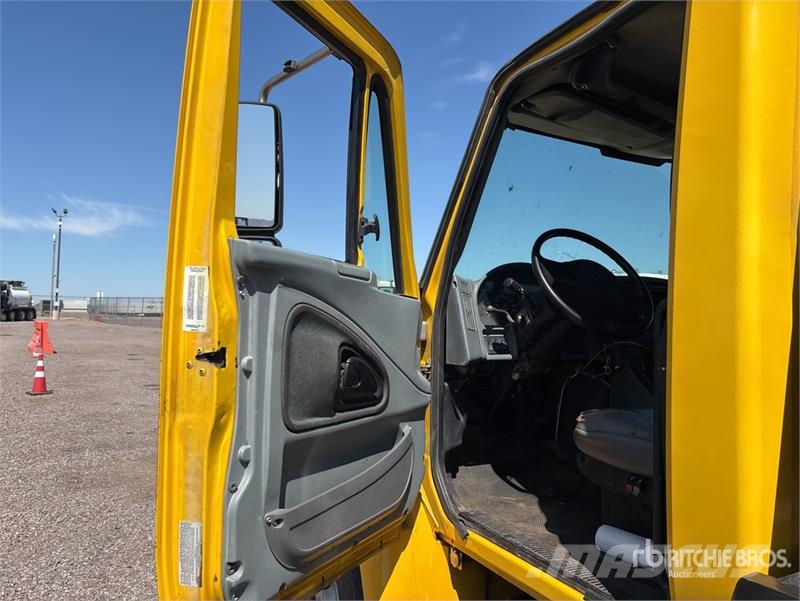 International 4300 Грузовые эвакуаторы