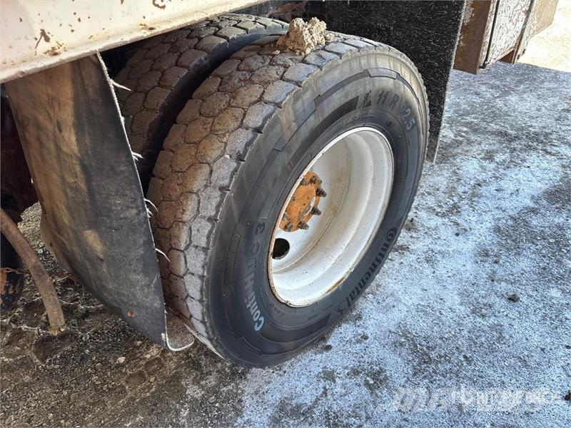 International 4300 Tanker trucks