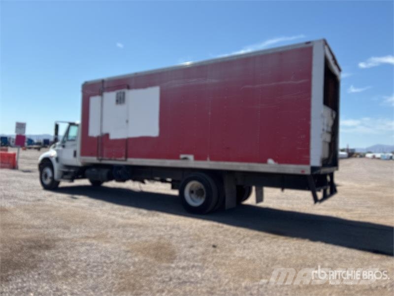 International 4300 Грузовики-Фургоны