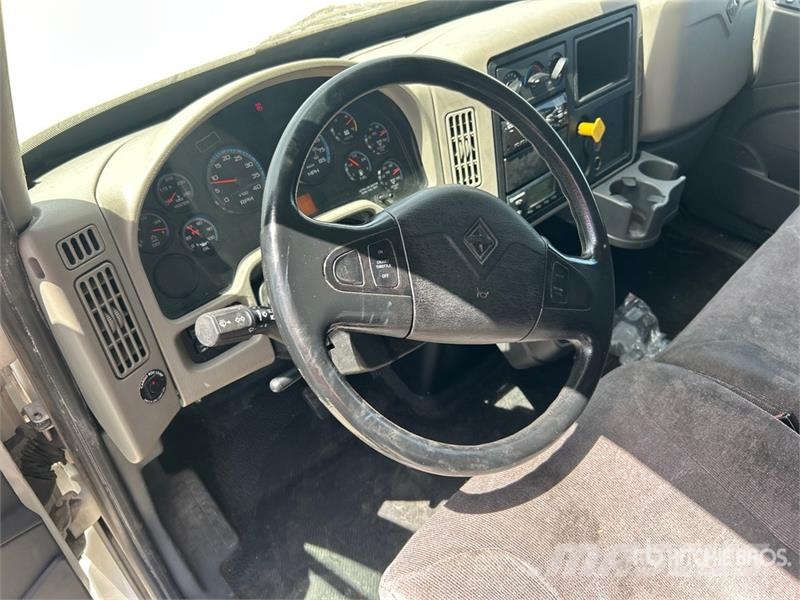 International 4300 Isotermos y frigoríficos