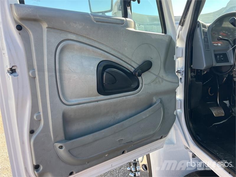 International 4300 Ūdens mašīnas
