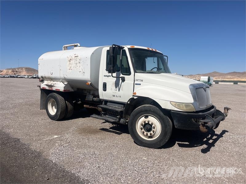 International 4300 صهاريج مياه
