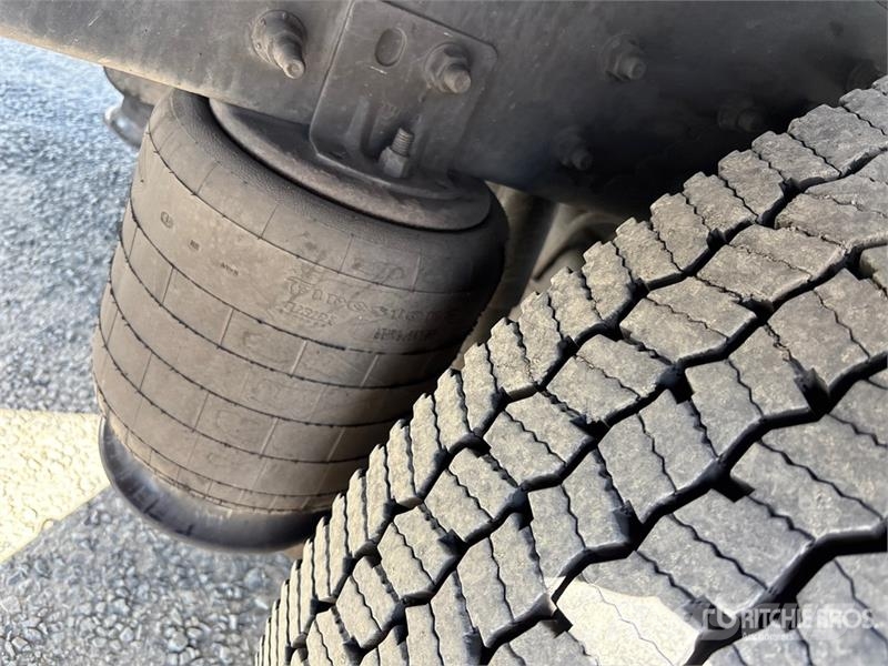 International 4300 ボックスボディー、ウイング、箱車