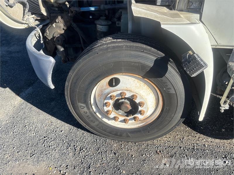 International 4300 Fejebiler