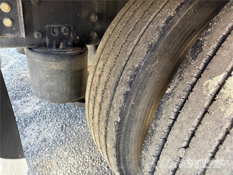 International 4300 Tovornjaki za vodo