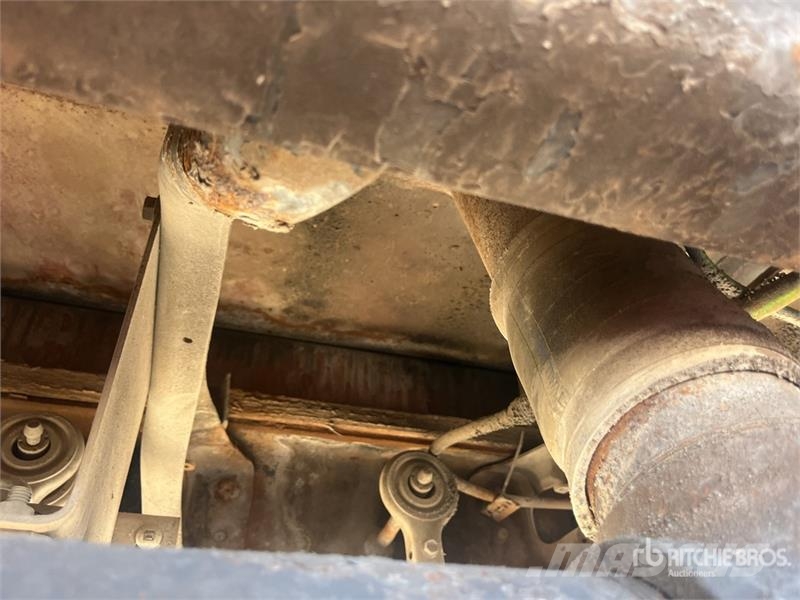 International 4300 صهاريج مياه