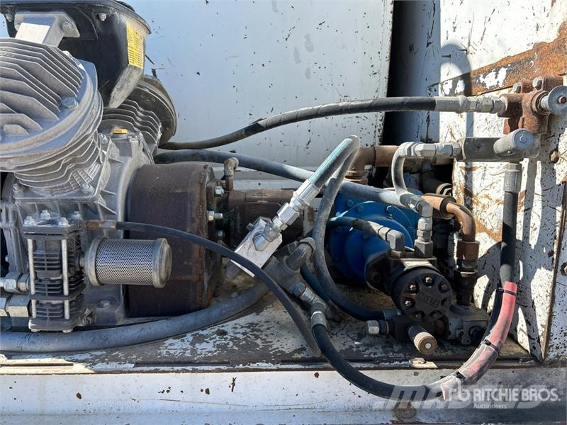 International 4300 Tanker trucks