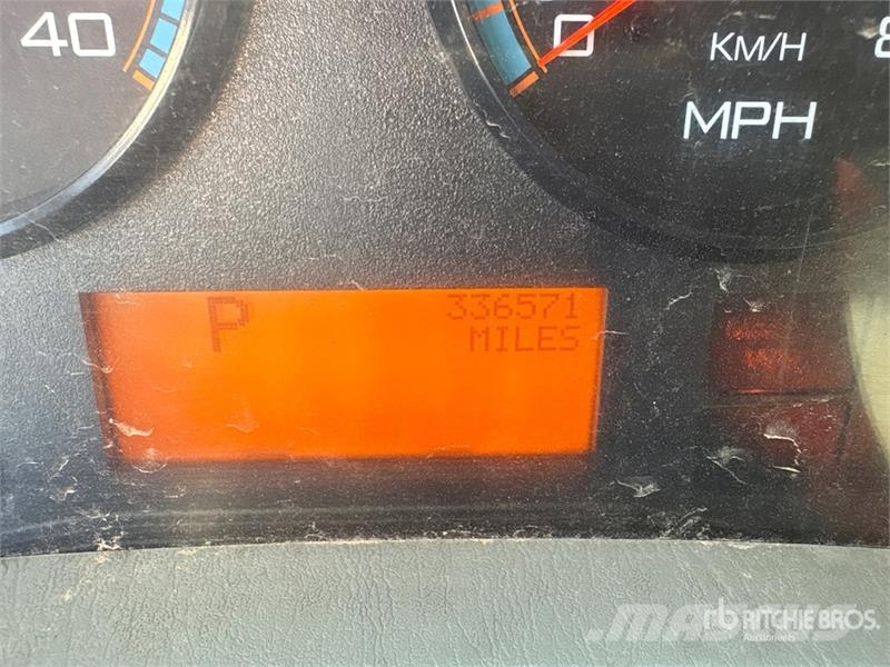 International 4300 Грузовики-Фургоны