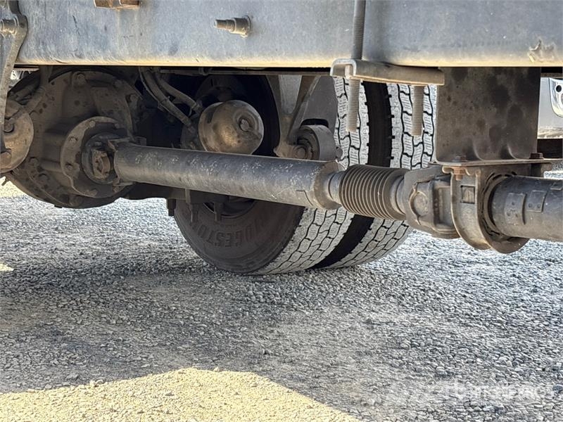 International 4300 ボックスボディー、ウイング、箱車