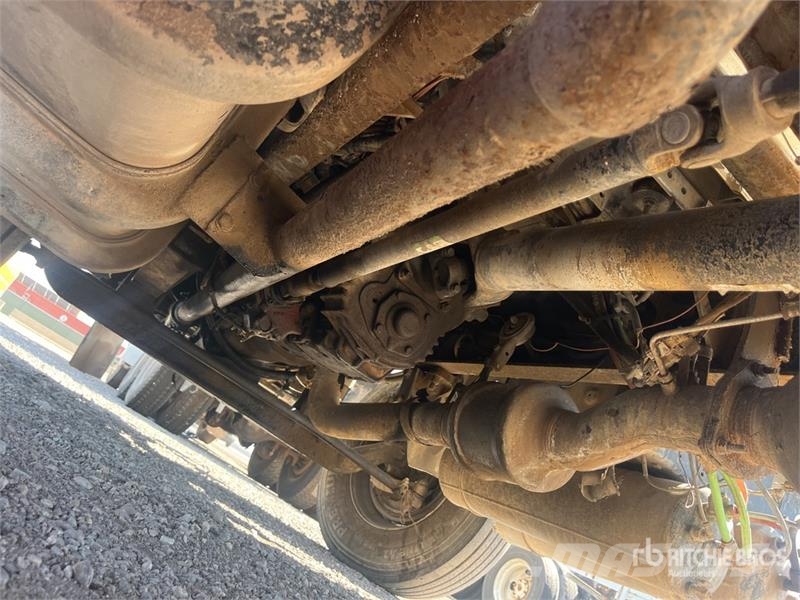 International 4300 صهاريج مياه