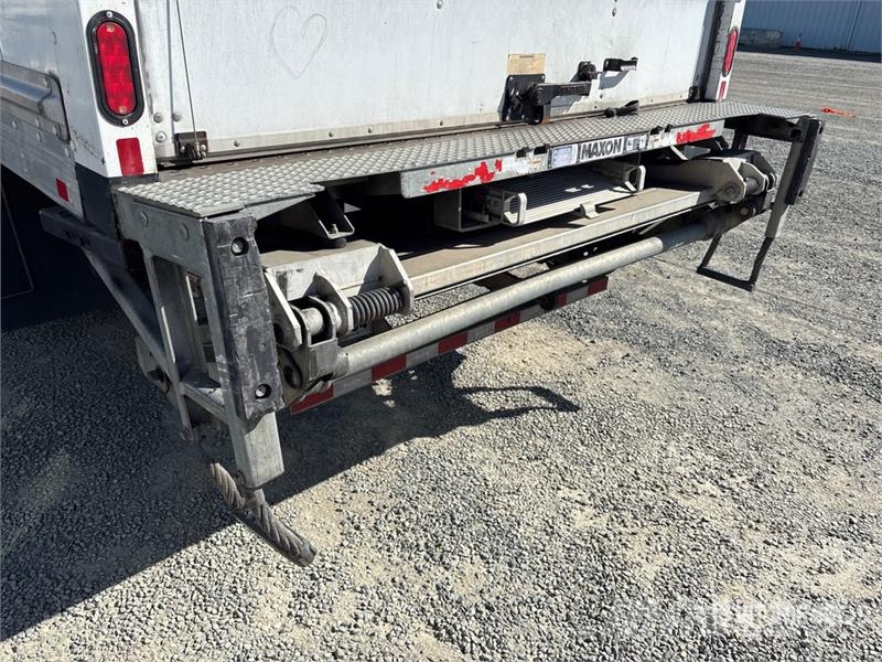 International 4300 ボックスボディー、ウイング、箱車