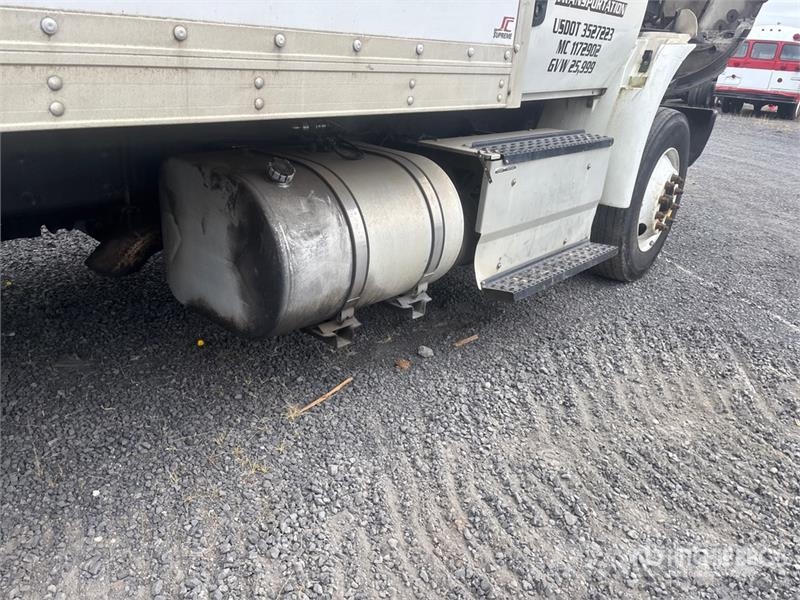 International 4300 Furgons