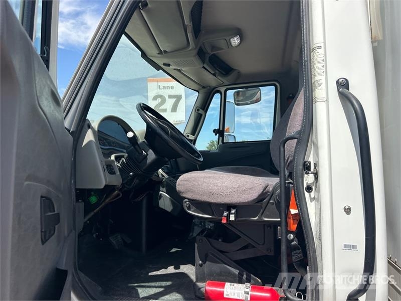 International 4300 Isotermos y frigoríficos