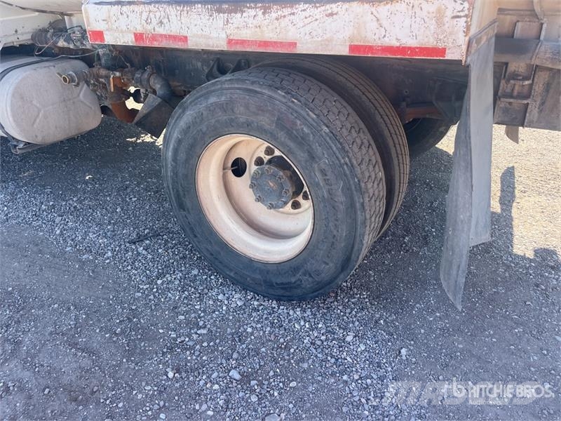 International 4300 صهاريج مياه
