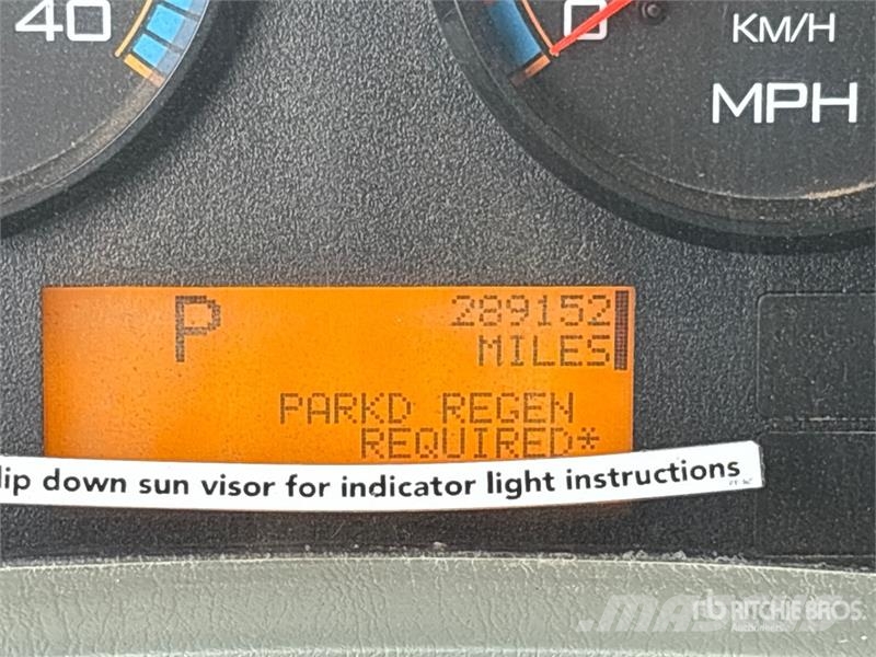 International 4300 Billenő teherautók