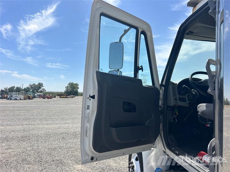 International 4300 Isotermos y frigoríficos