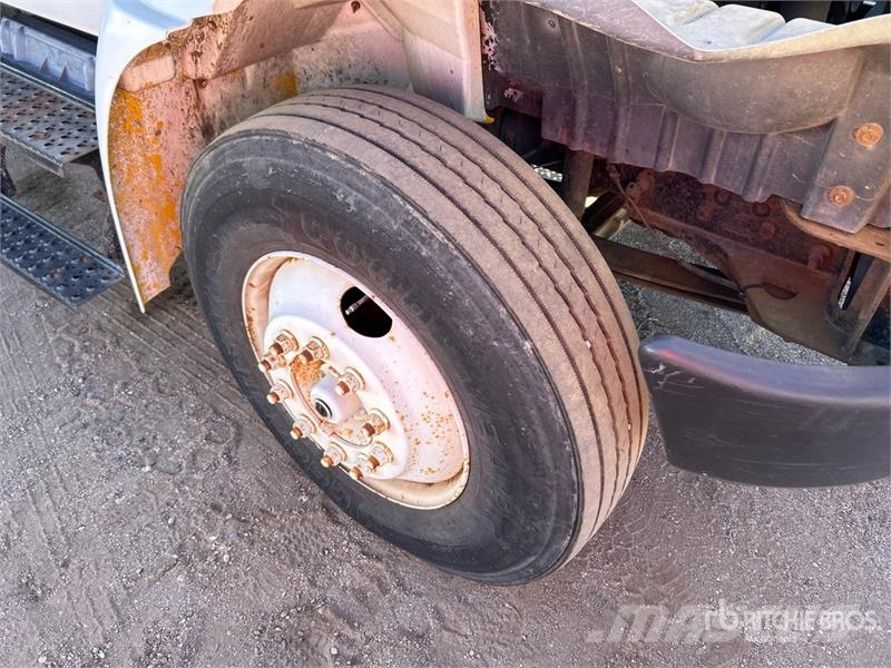 International 4300 Onderhoud voertuigen