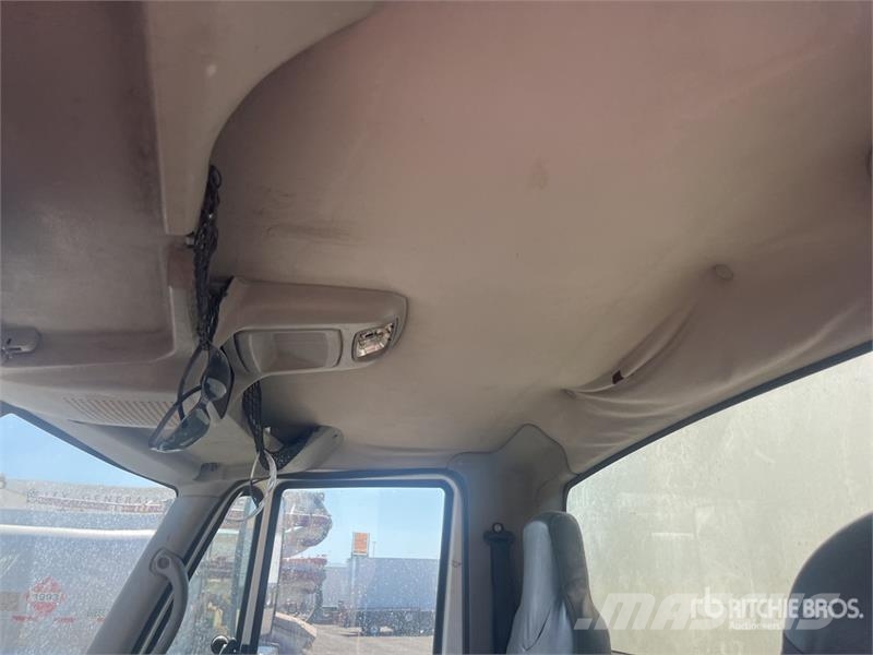 International 4300 صهاريج مياه