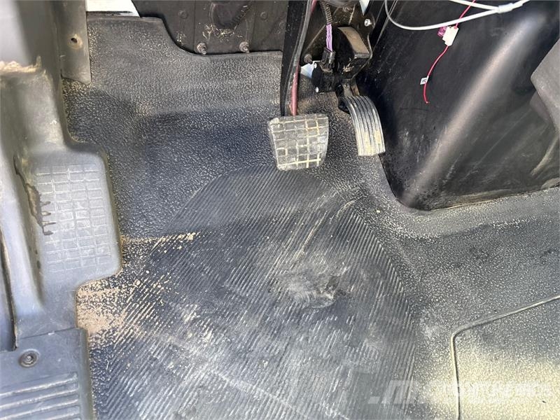 International 4300 Tovornjaki za vodo