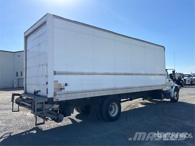 International 4300 ボックスボディー、ウイング、箱車