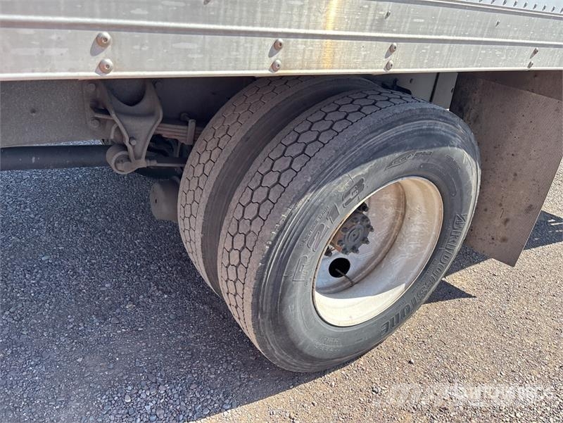 International 4300 Tovornjaki zabojniki