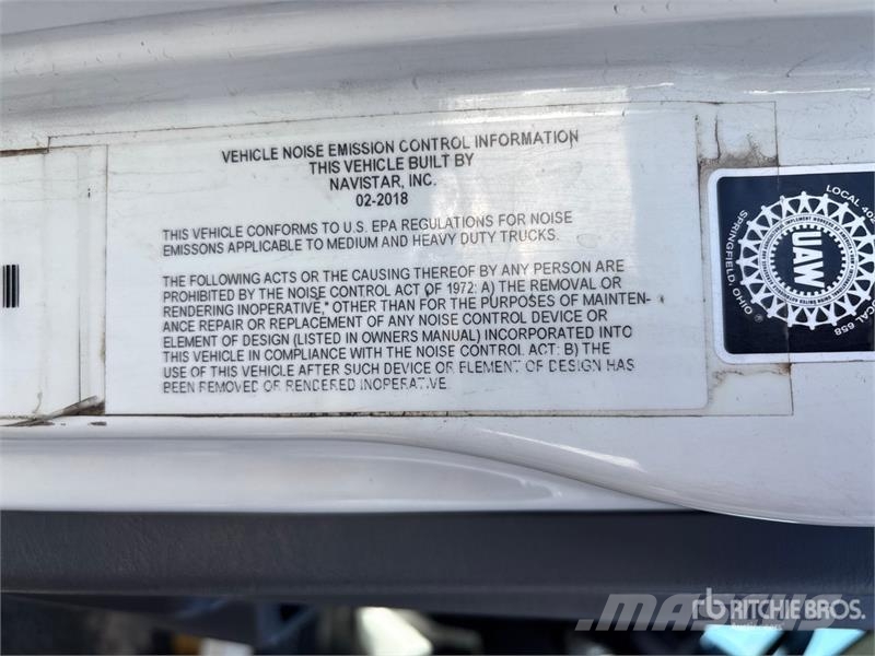 International 4300 ボックスボディー、ウイング、箱車