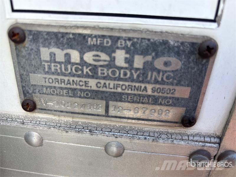International 4300 Box body trucks