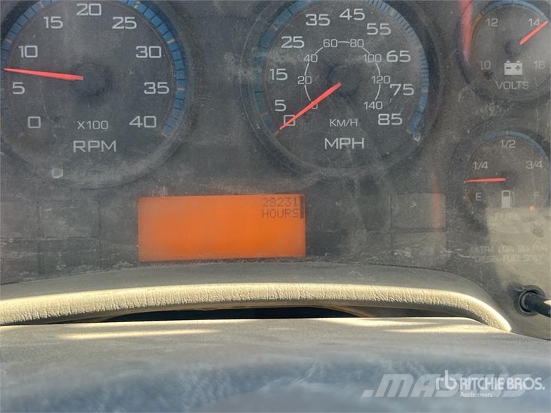 International 4300 صهاريج مياه