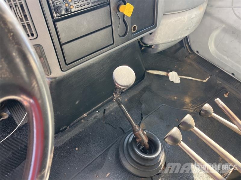International 4300 Ūdens mašīnas