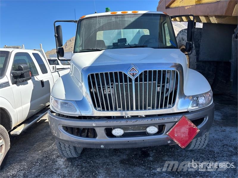 International 4300 Tanker trucks