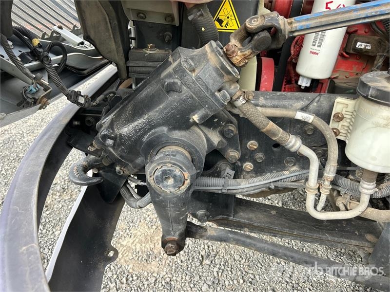 International 4300 Vieglais kravas automobilis/izkraušana no sāniem