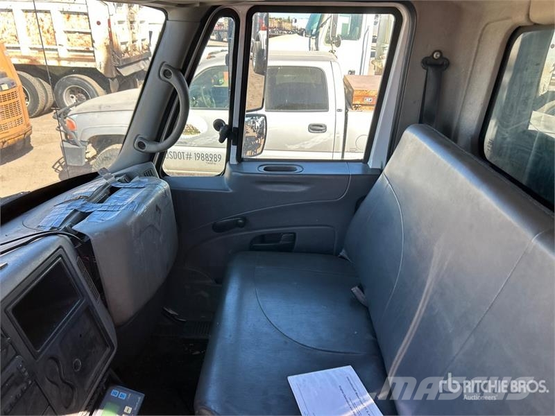 International 4300 Onderhoud voertuigen