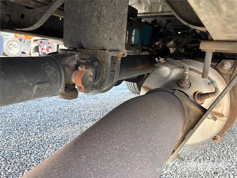International 4300 ボックスボディー、ウイング、箱車