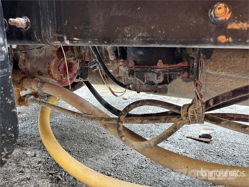 International 4300 Tanker trucks