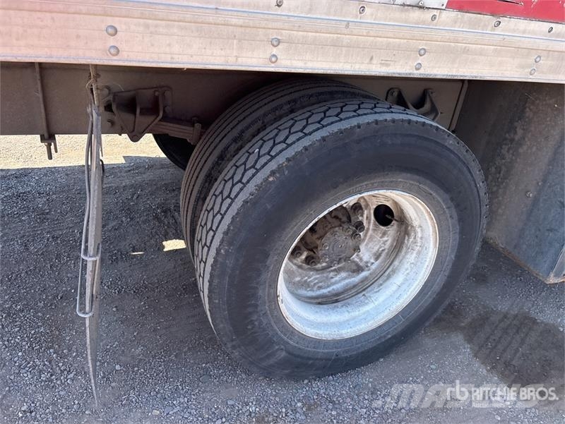 International 4300 Грузовики-Фургоны