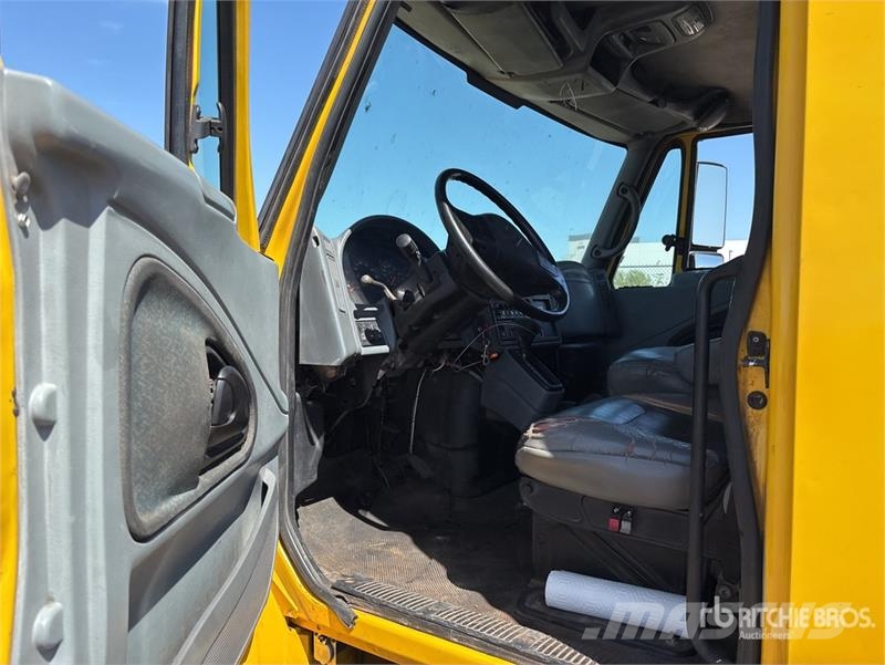 International 4300 Грузовые эвакуаторы