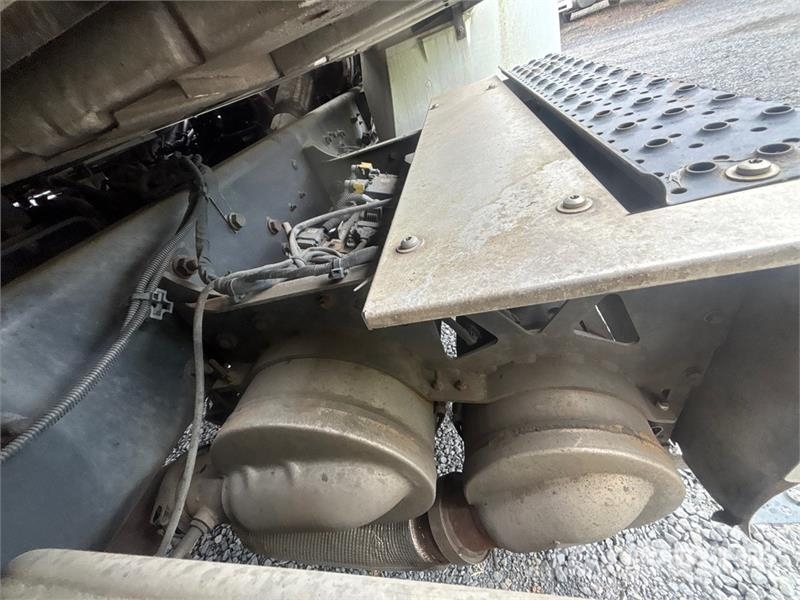 International 4300 Furgons