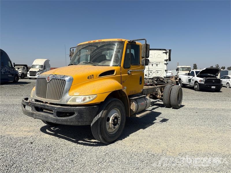 International 4300 Kabiny a interiér