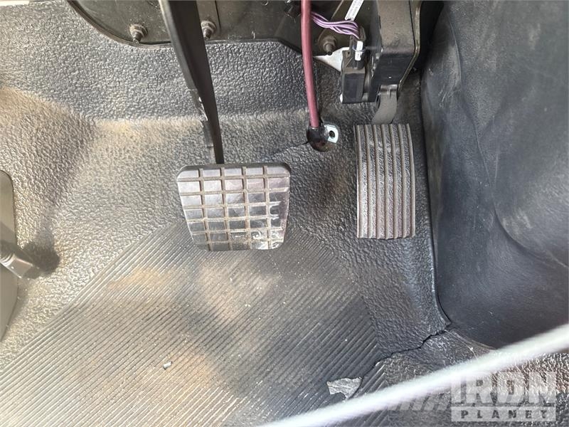 International 4300 SBA Camiones con caja de remolque