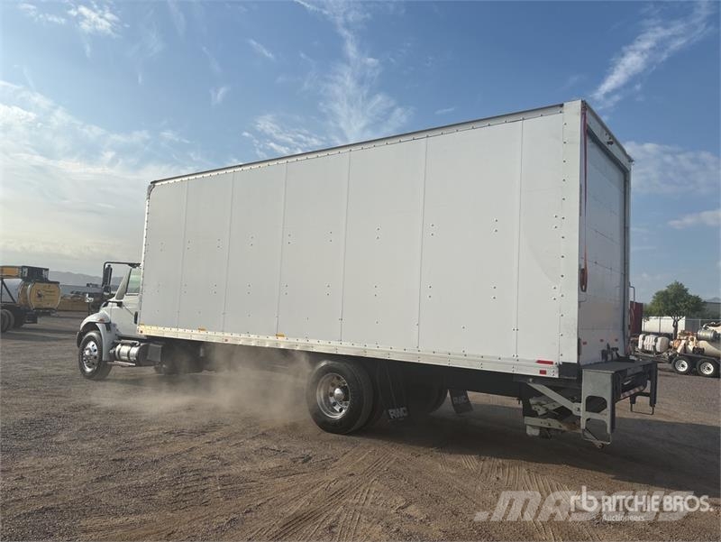 International 4300 SBA Kastenaufbau