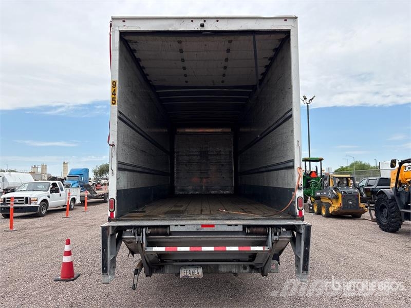 International 4300 SBA Sunkvežimiai su dengtu kėbulu
