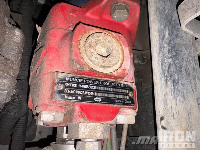 International 4300 SBA Šleperi za vozila