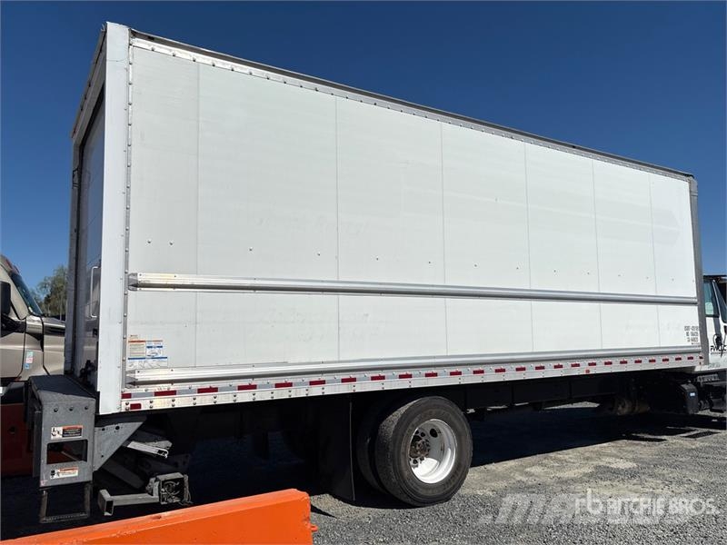International 4300 SBA ボックスボディー、ウイング、箱車