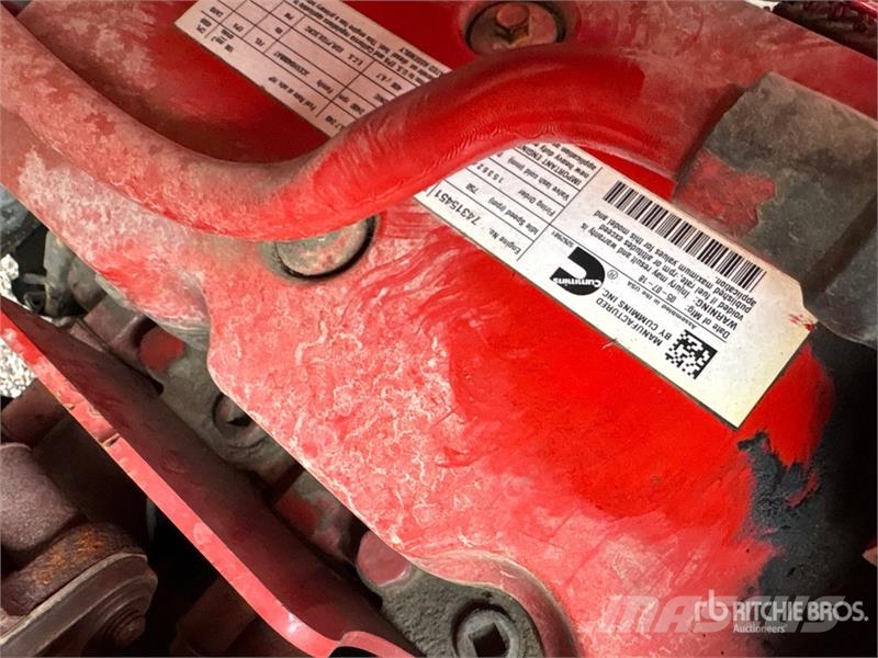 International 4300 SBA Sunkvežimiai su dengtu kėbulu