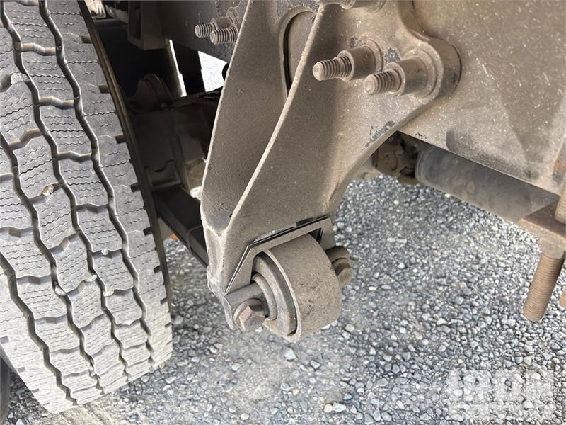 International 4300 SBA Camiones con caja de remolque