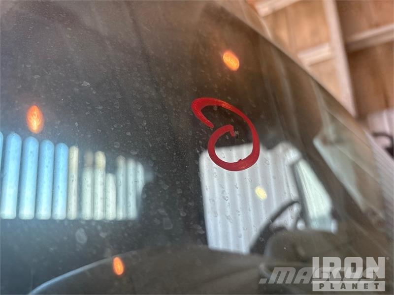International 4300 SBA Šleperi za vozila